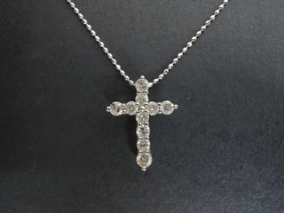 Pt900クロスネックレス メレD0.5ct.JPG